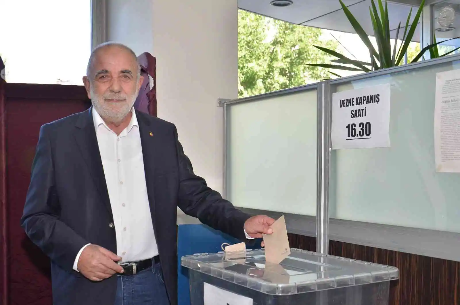 ETSO'da Paksoy güven tazeledi
