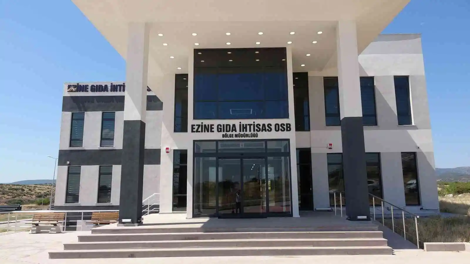 Ezine Gıda İhtisas OSB’de ilk fabrika kasım ayında açılıyor