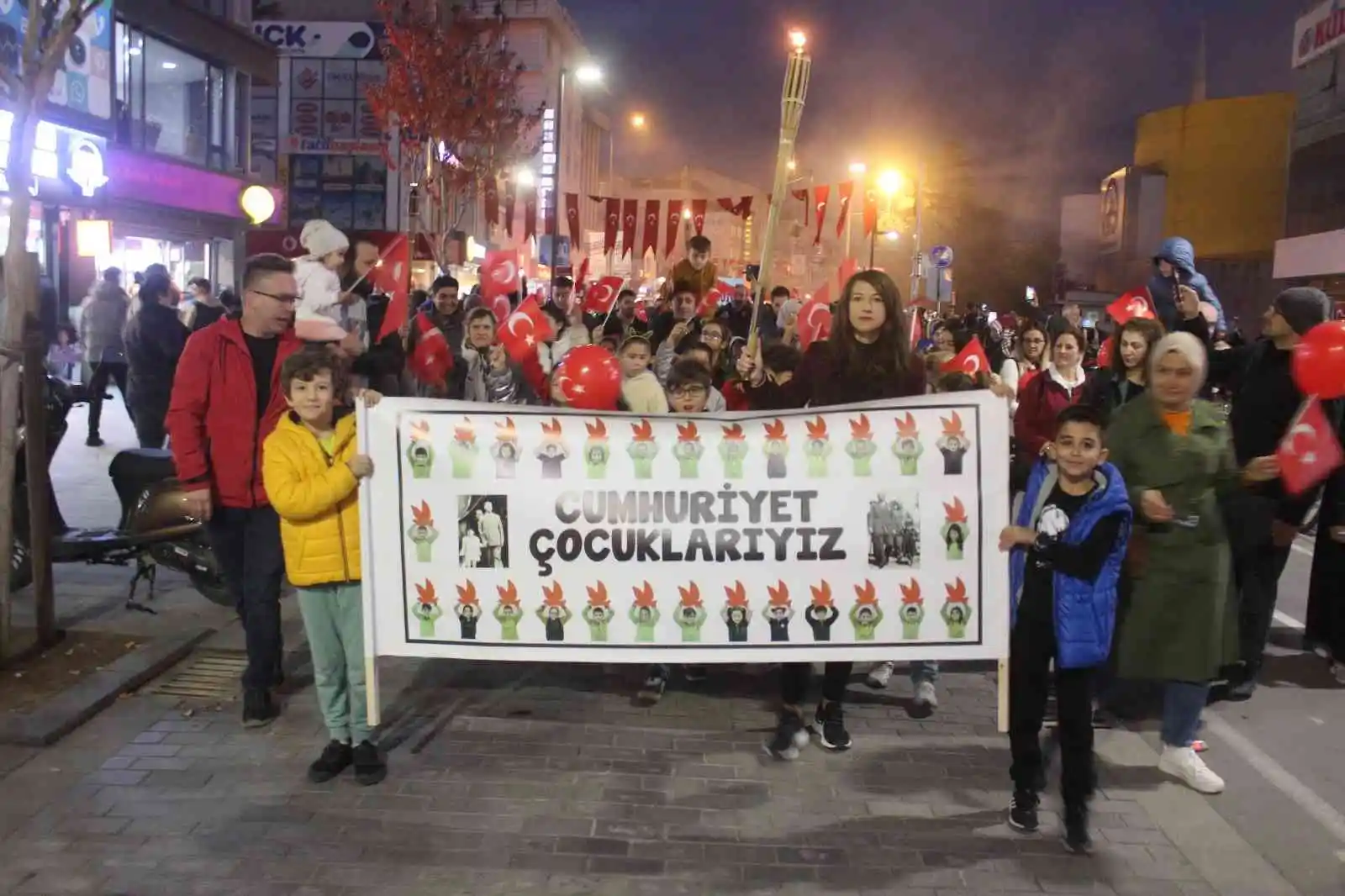 Fener alayında özel birey yürekleri kabarttı
