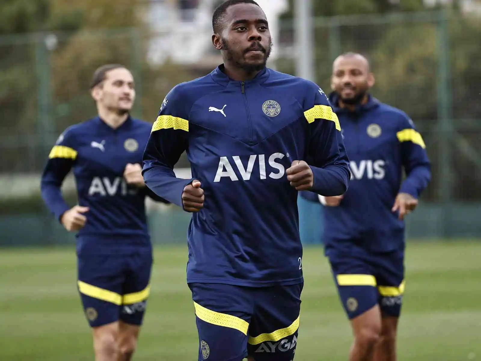Fenerbahçe, AEK Larnaca maçı hazırlıklarını sürdürdü

