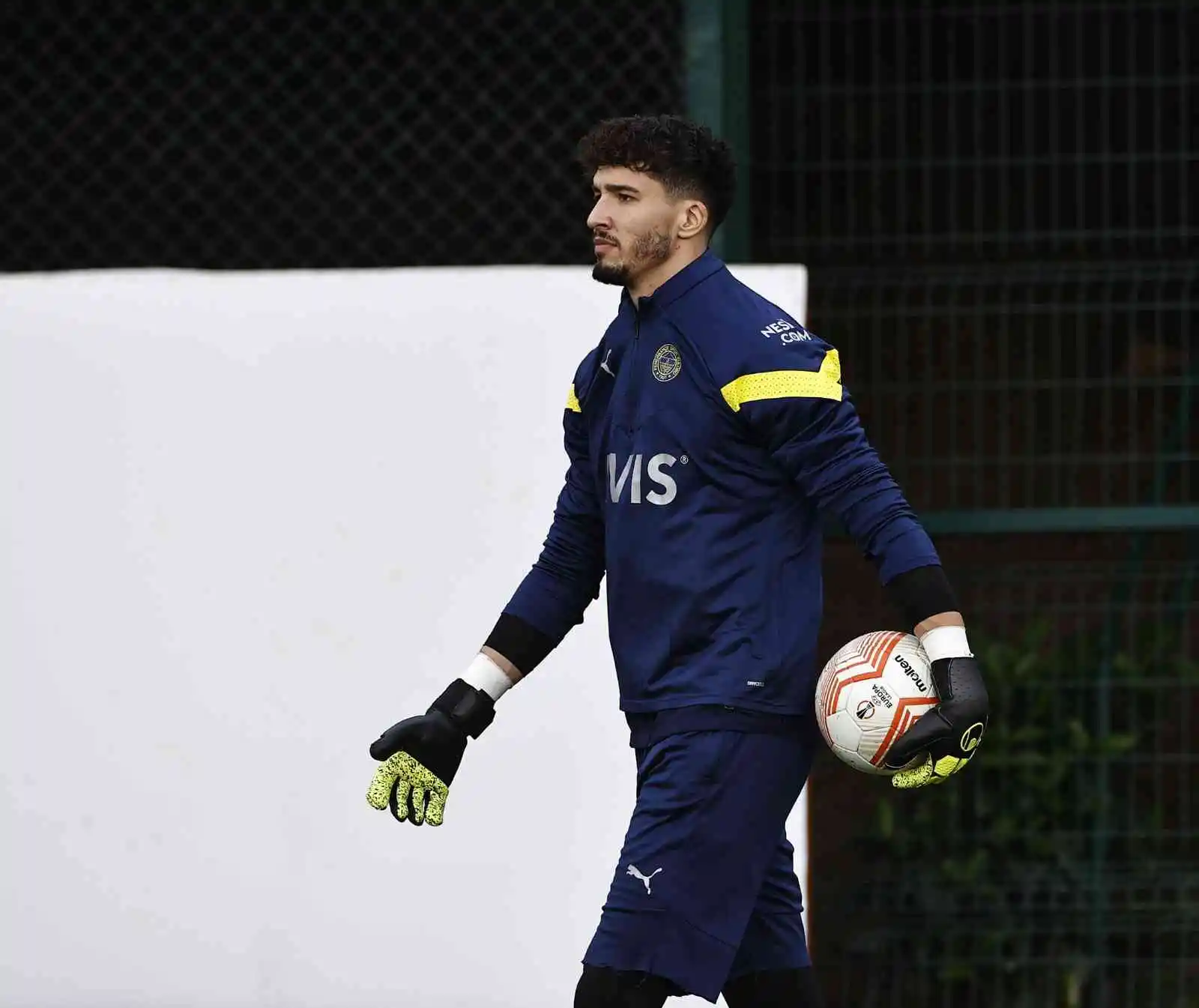 Fenerbahçe, AEK Larnaca maçı hazırlıklarını sürdürdü
