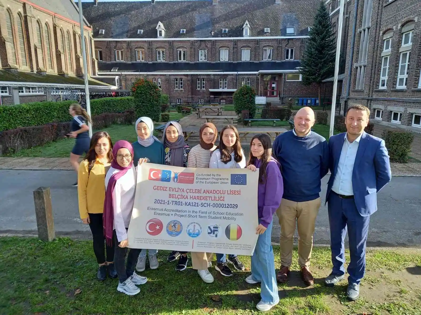 Gediz Evliya Çelebi Anadolu Lisesi Belçika’da Kütahya’yı tanıttı
