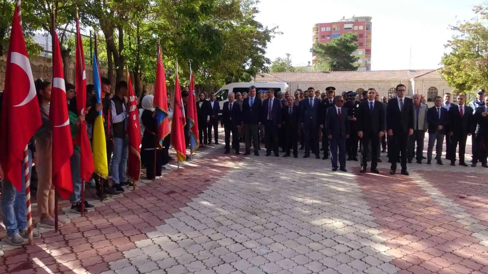 Gercüş'te 29 Ekim Cumhuriyet Bayramı kutlamaları