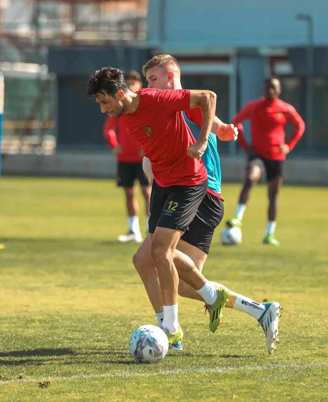 Göztepe çıkış arıyor