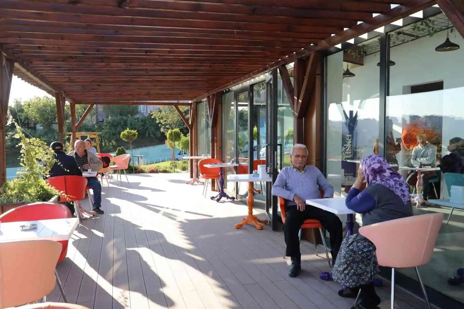 Gülümse Kafe’nin Malta şubesi hizmete başladı