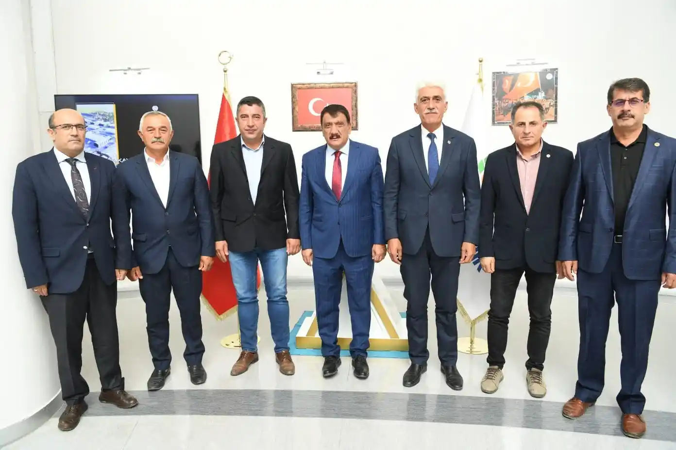 Gürkan'dan çiftçiyi kalkındıracak hizmetlere önem