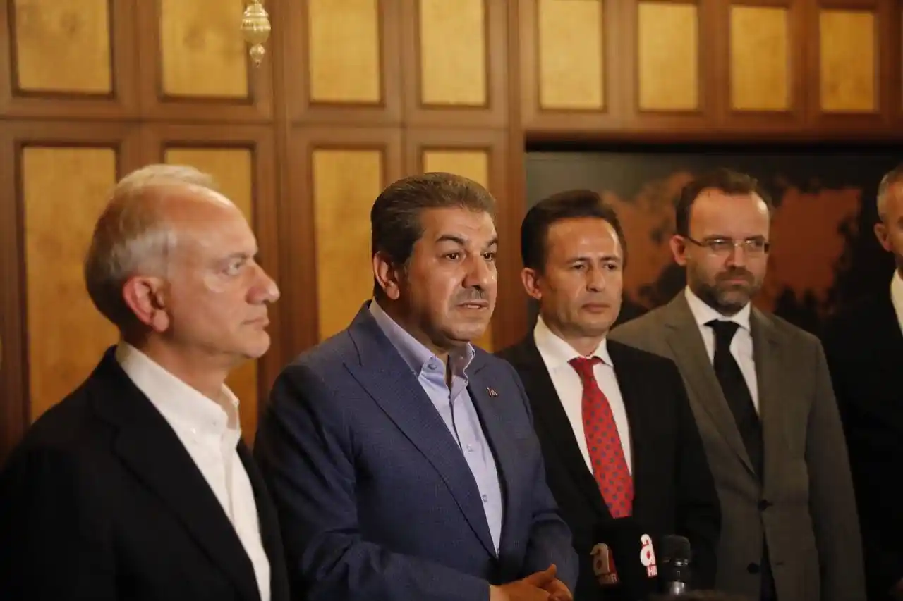 İBB Meclisi AK Parti grubundan Başkan Yazıcı’ya geçmiş olsun ziyareti