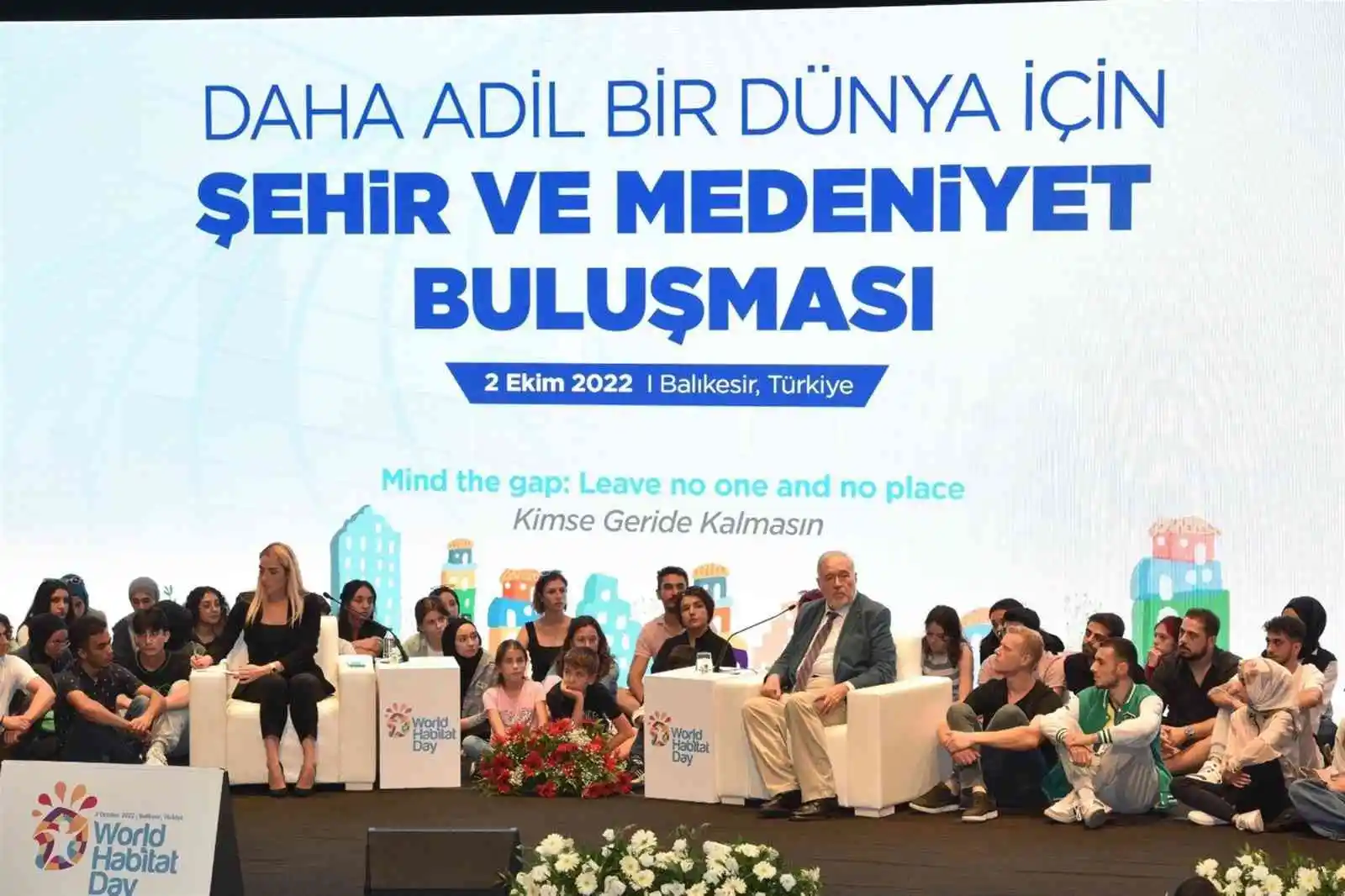 İlber Ortaylı, Balıkesir’de şehir ve insan ilişkisini anlattı