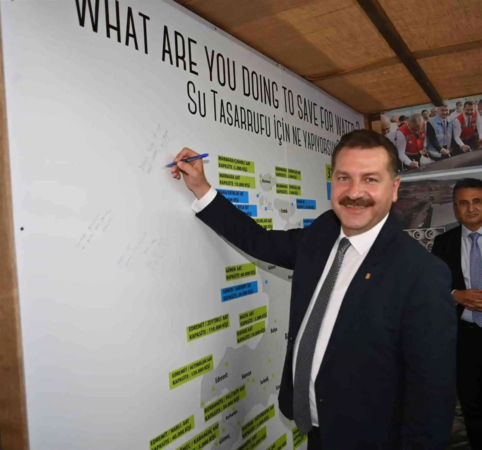 İlber Ortaylı, Balıkesir’de şehir ve insan ilişkisini anlattı