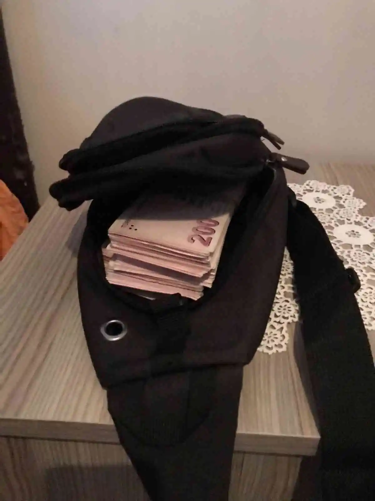 İnternet dolandırıcılarına polisten dev operasyon: 23 gözaltı