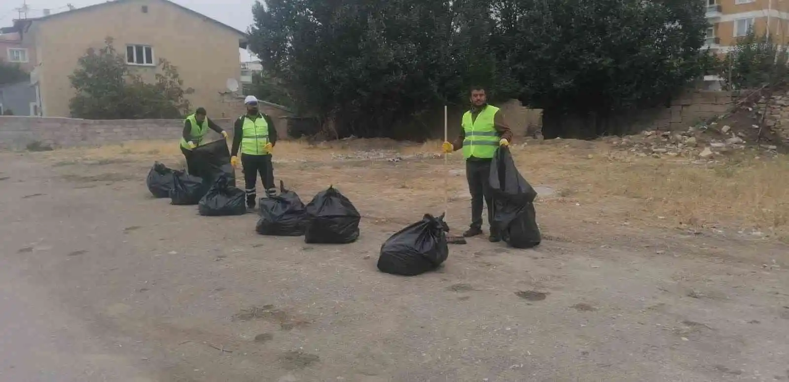 İpekyolu’nda sonbahar temizliği