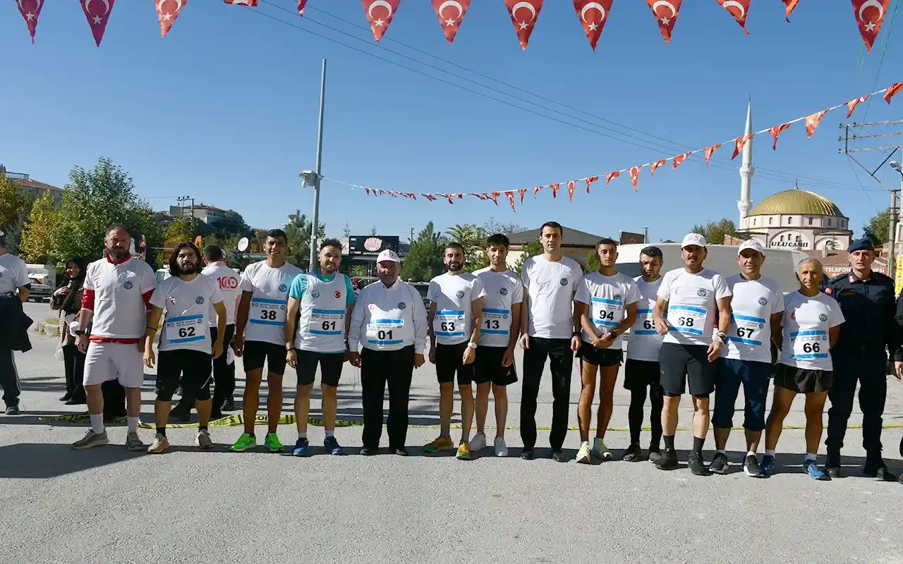 İscehisar’da Büyük Taarruz 100. Yıl Koşusu düzenlendi