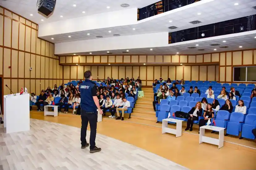 Isparta'da "Siberay" projesi çerçevesinde 500 kişi bilgilendirildi