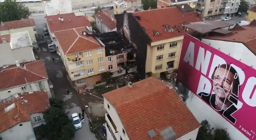 Kadıköy'de patlama yaşanan binanın son hali havadan görüntülendi
