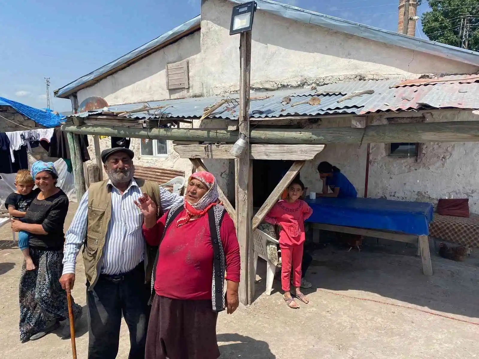 Karslı anne, “Bir dileğim evdi, ona da kavuştum”