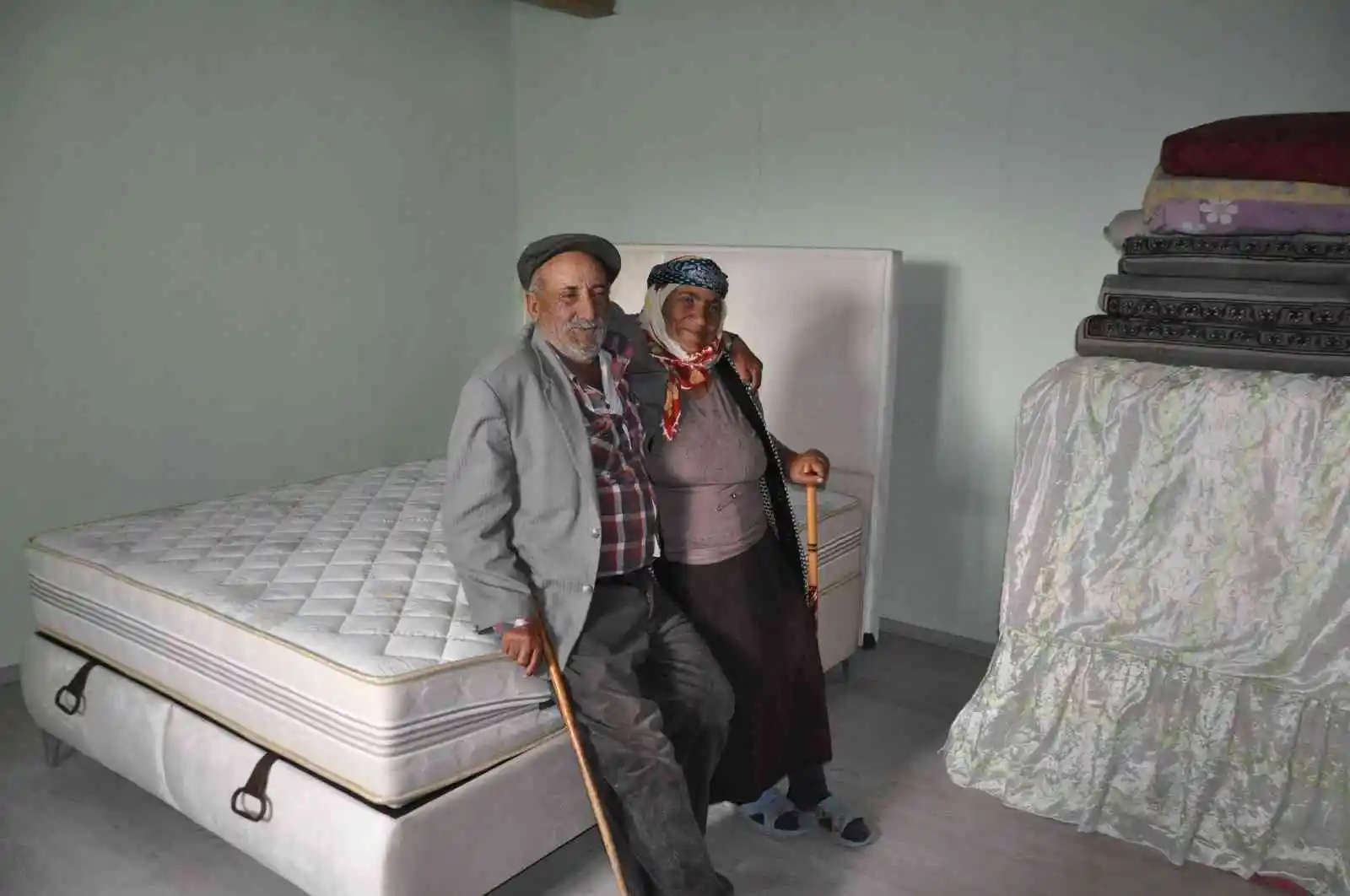 Karslı anne, “Bir dileğim evdi, ona da kavuştum”