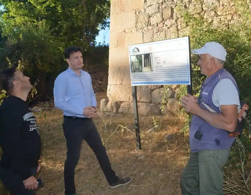 Kaymakam Gürses, öğrenci ve vatandaşlarla bir araya geldi
