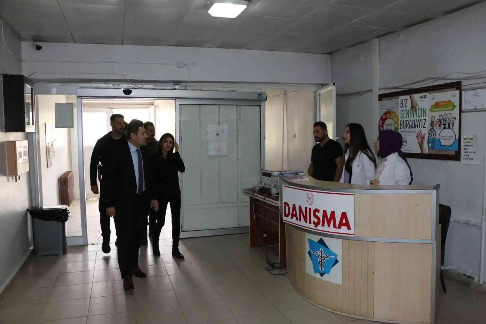 Kaymakam Özçelik'ten sağlık kurumlarına ziyaret