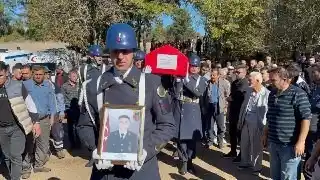 Kaza sonucu hayatını kaybeden Uzman Çavuş Karakaya son yolculuğuna uğurlandı