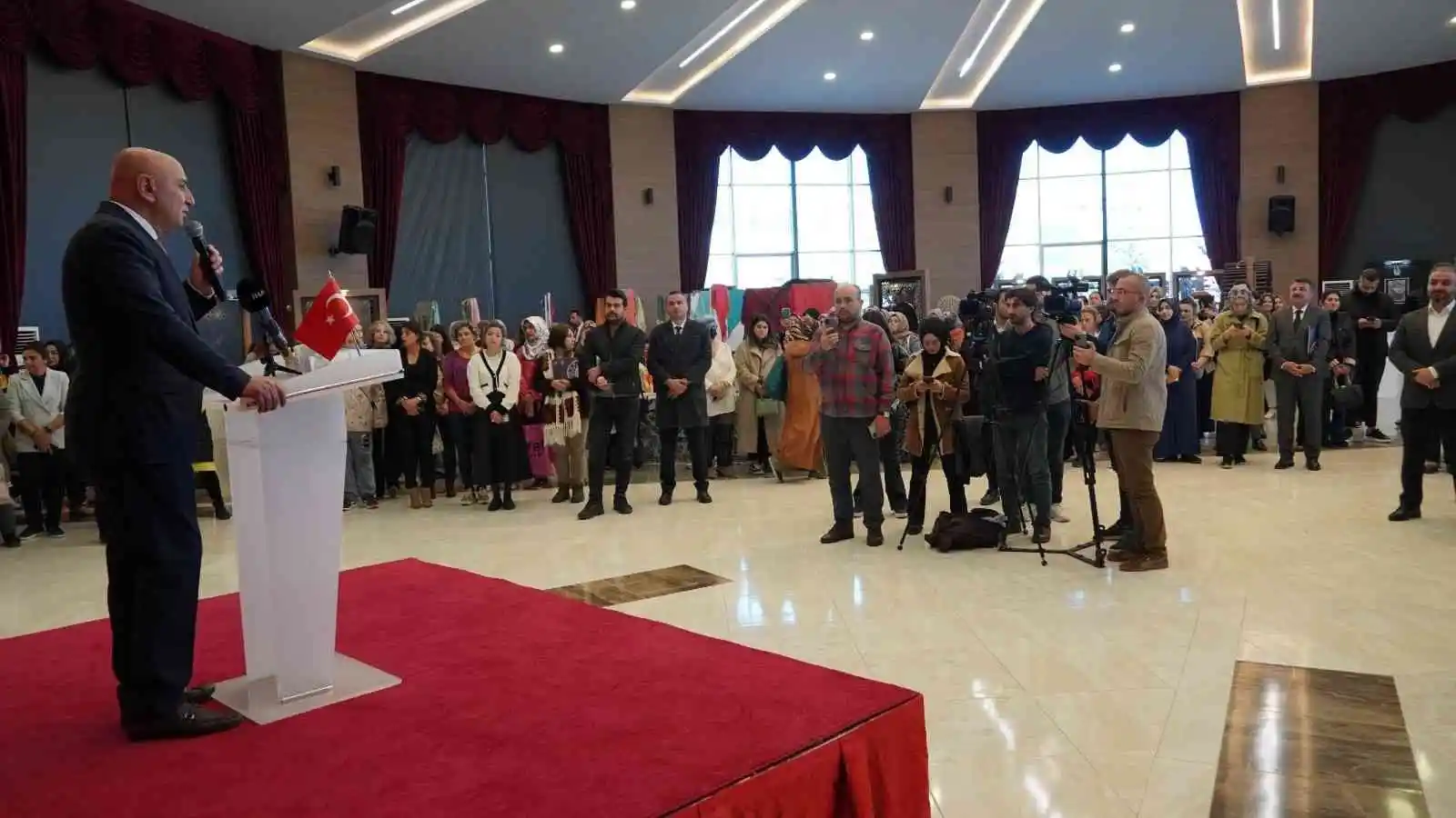 Keçiören sanat galerisi açıldı