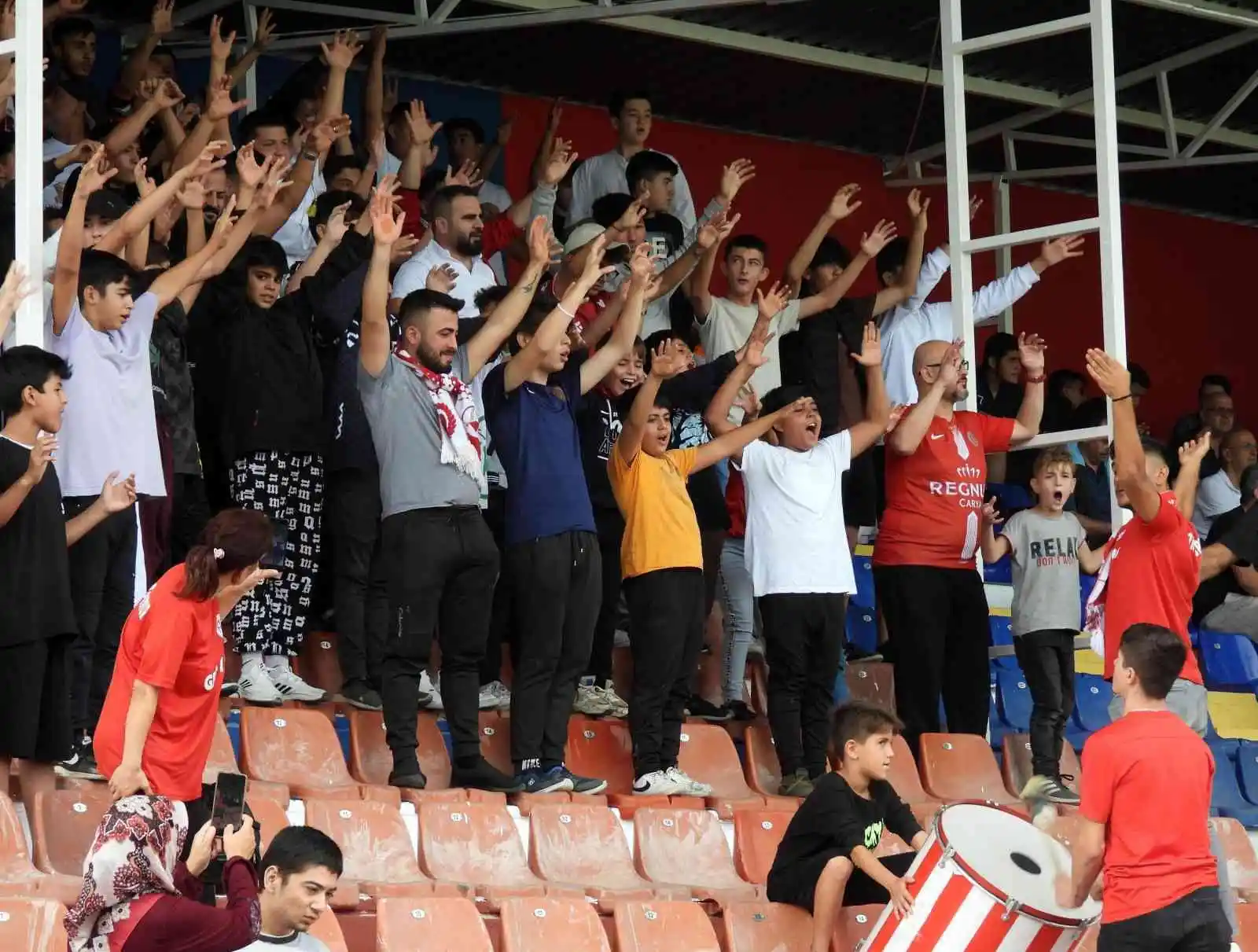 Kepezspor yüzleri güldürdü