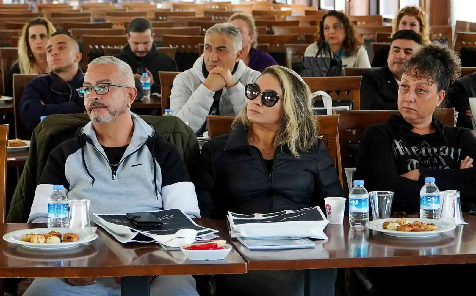 Kıbrıslı turizmcilerden Erciyes’e çıkarma
