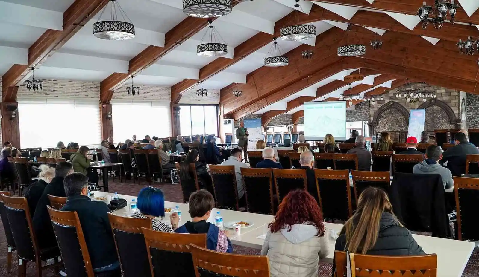 Kıbrıslı turizmcilerden Erciyes’e çıkarma