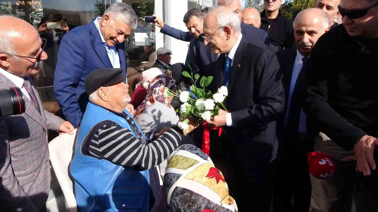 Kılıçdaroğlu: “Bir oydan bir şey olmaz demeyeceksiniz. Hepiniz sandığa gideceksiniz”
