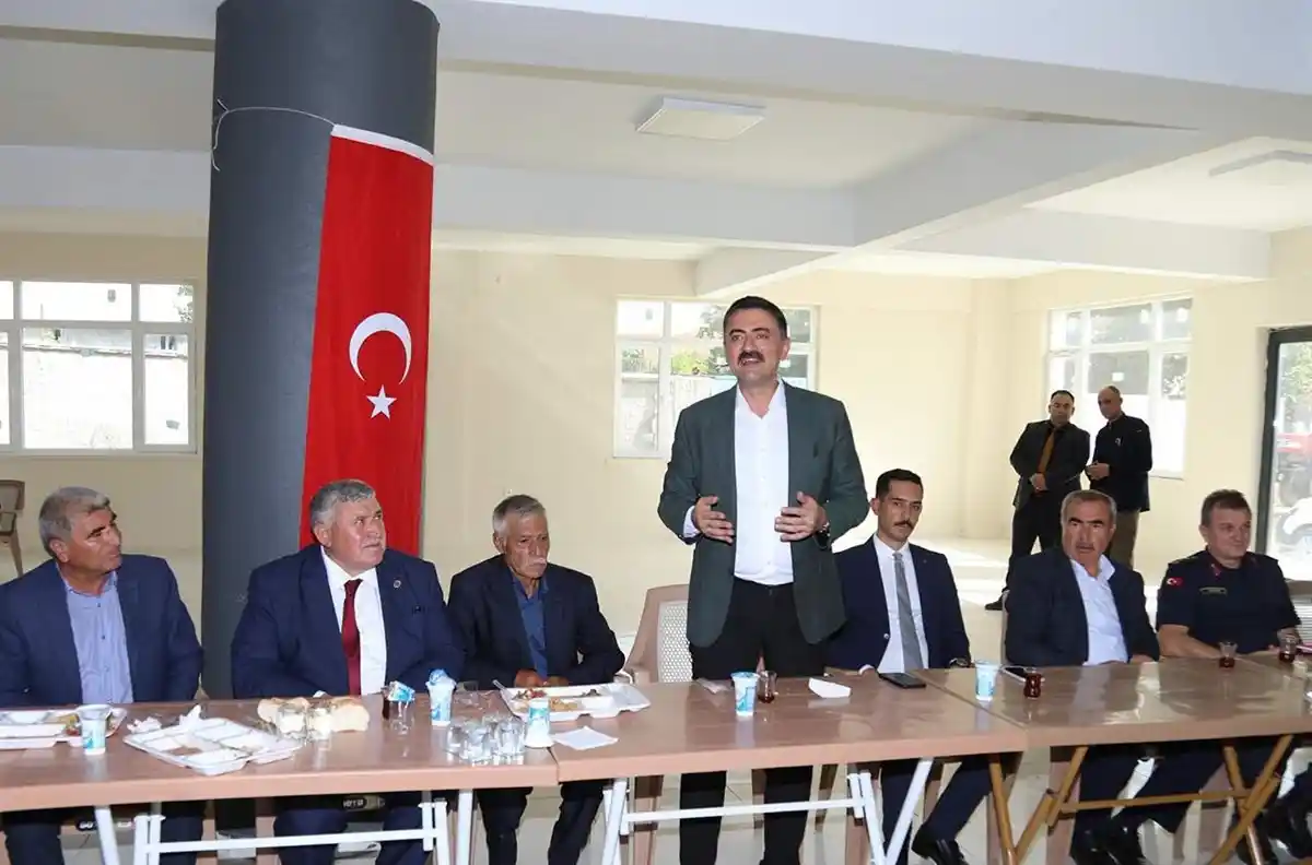 Kırıkkale Valisi Tekbıyıkoğlu, köylerde vatandaşlarla buluştu
