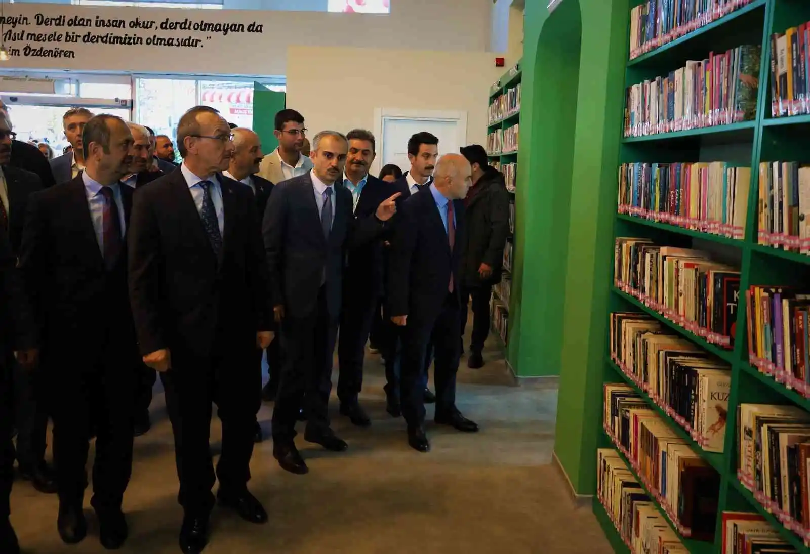 Kitap Kahve’nin ilki dolup taşınca ikincisi hizmete açıldı