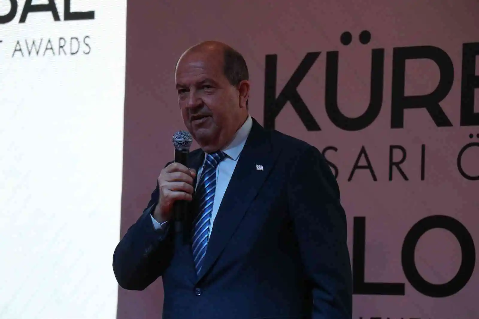 KKTC Cumhurbaşkanı Ersin Tatar: “Kıbrıs adasında Türkiye Cumhuriyeti garantörlüğünü sürdürecektir”
