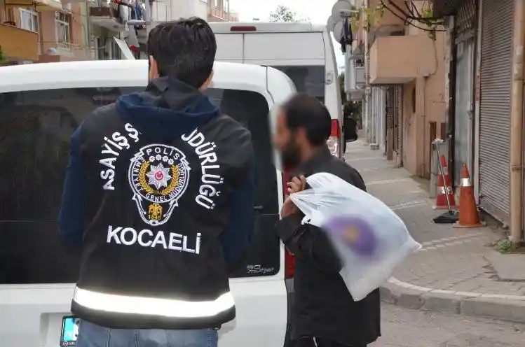 Kocaeli’de dilenci operasyonu: Binlerce kişi sorgulandı