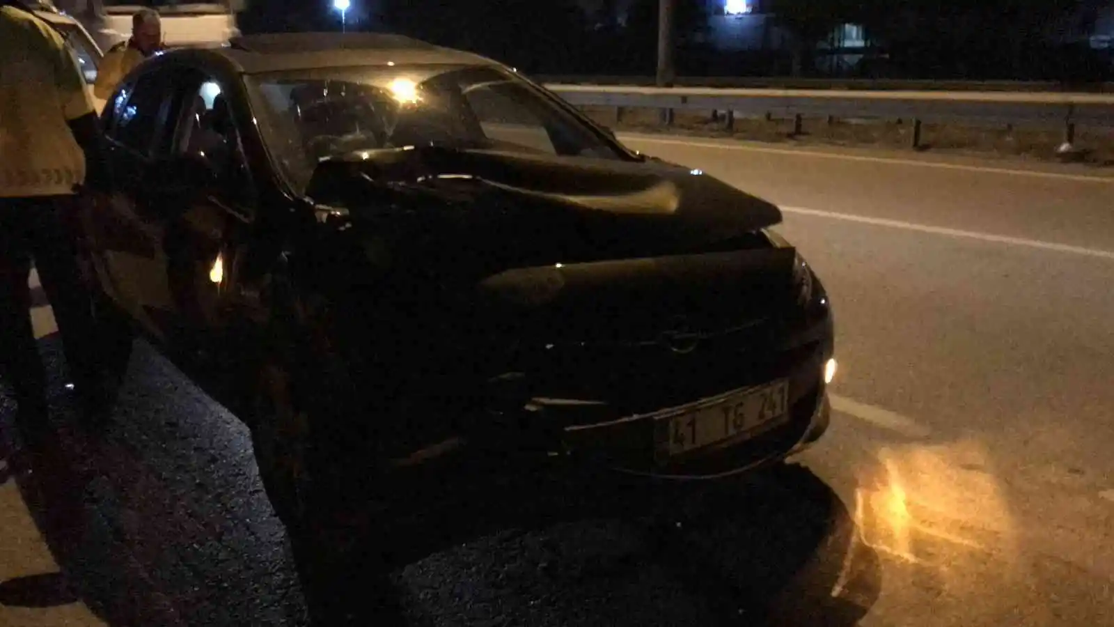 Kocaeli’de zincirleme trafik kazası: 2 yaralı
