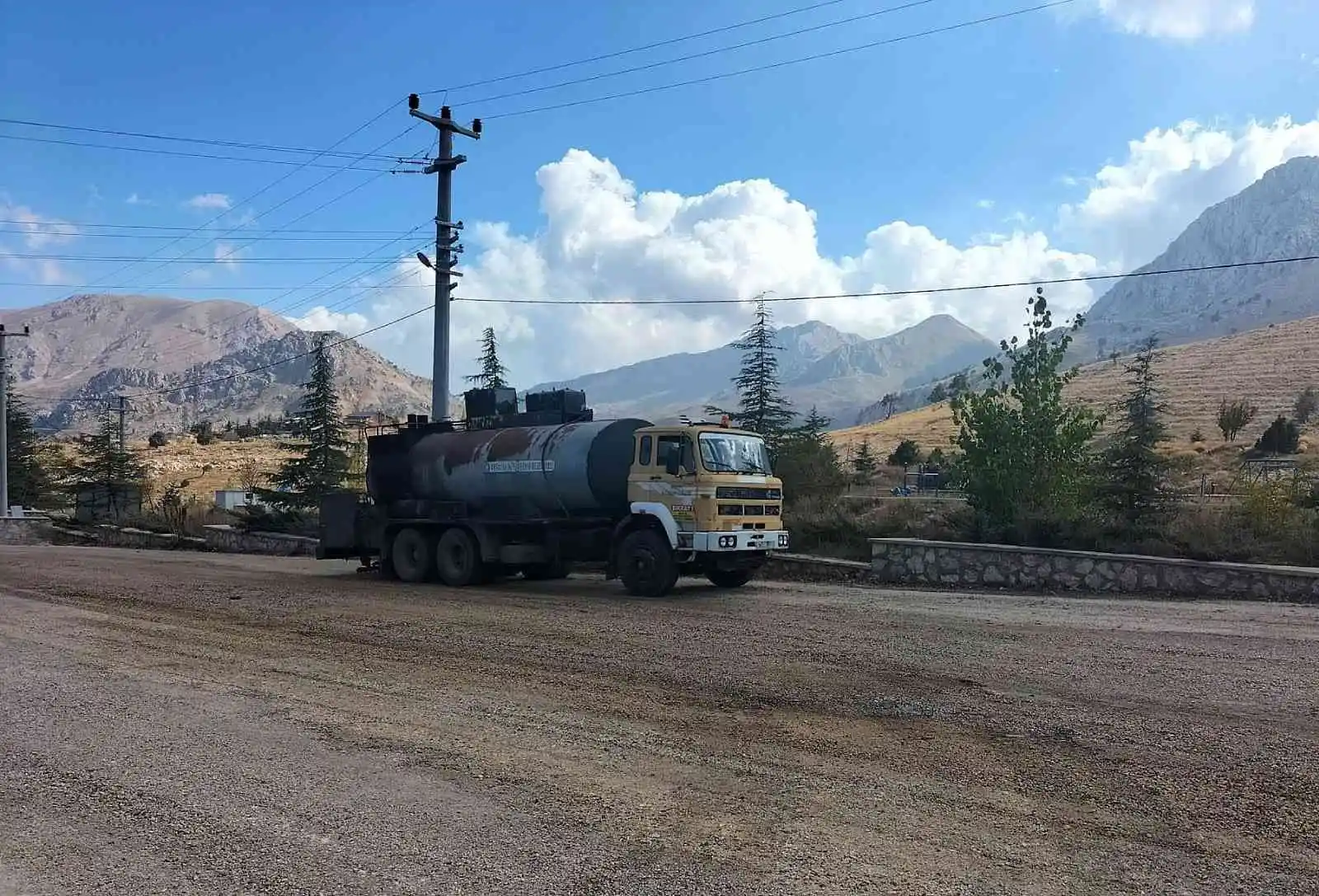 Konyaaltı’nda temel hizmet seferberliği