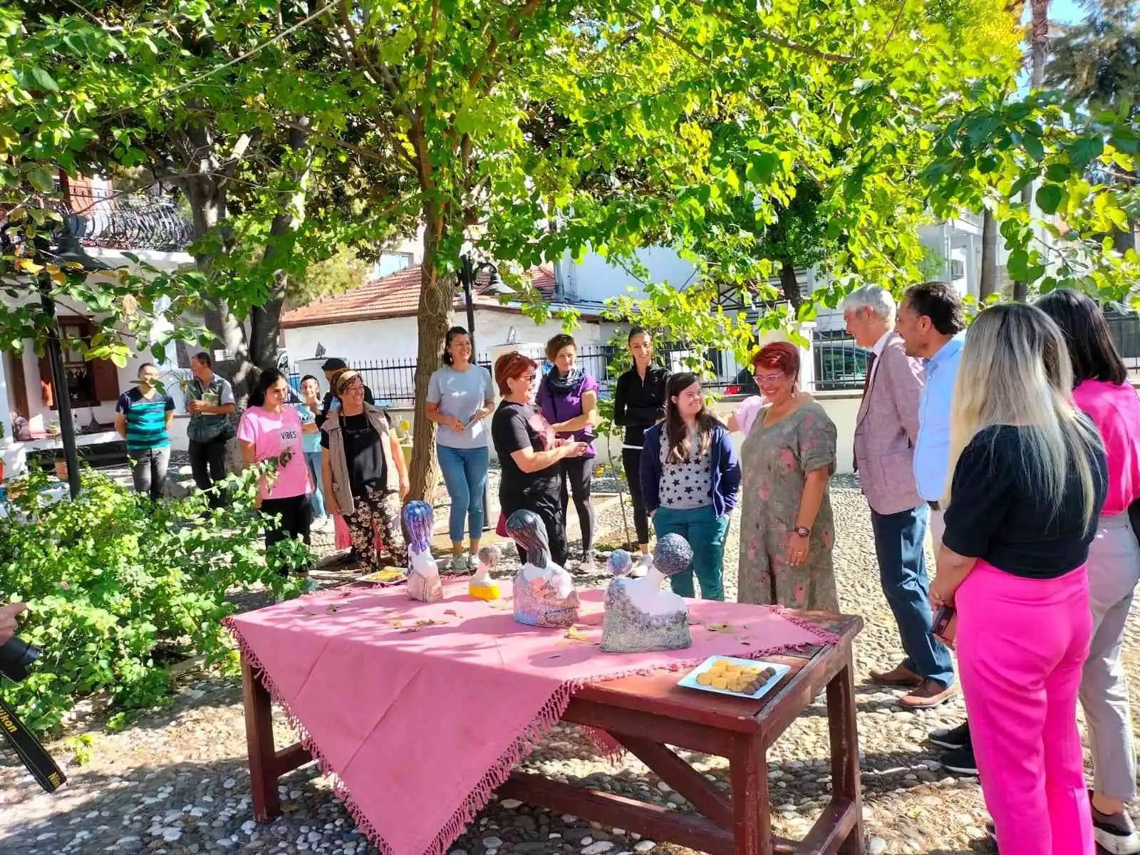 Köyceğiz’de suretler seramik sergisi açıldı