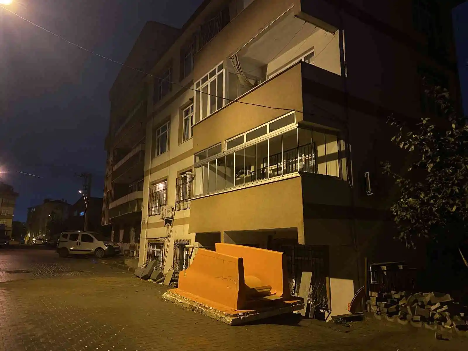 Kullandığı uyuşturucu hem kendisini hem de 4 yaşındaki çocuğunu hayattan kopardı
