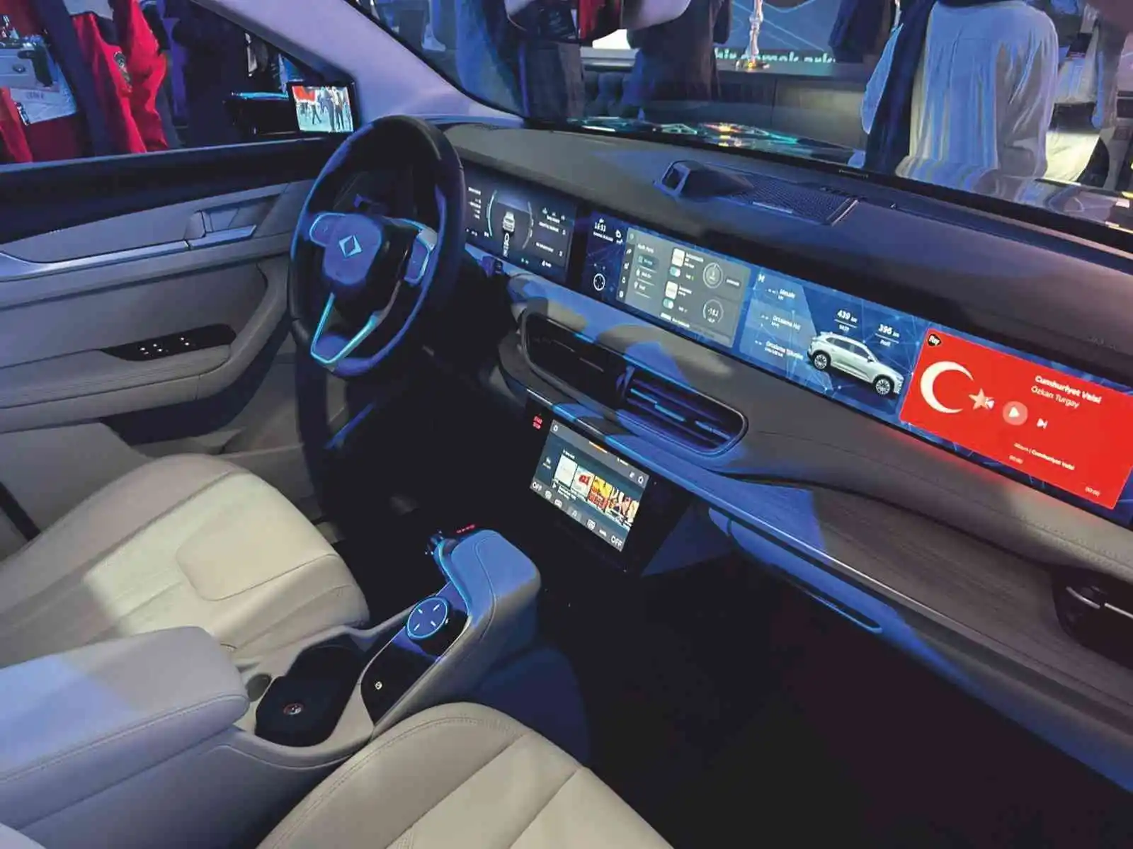 KUTO Başkanı Akdoğan TOGG Gemlik Kampüsü açılışına katıldı