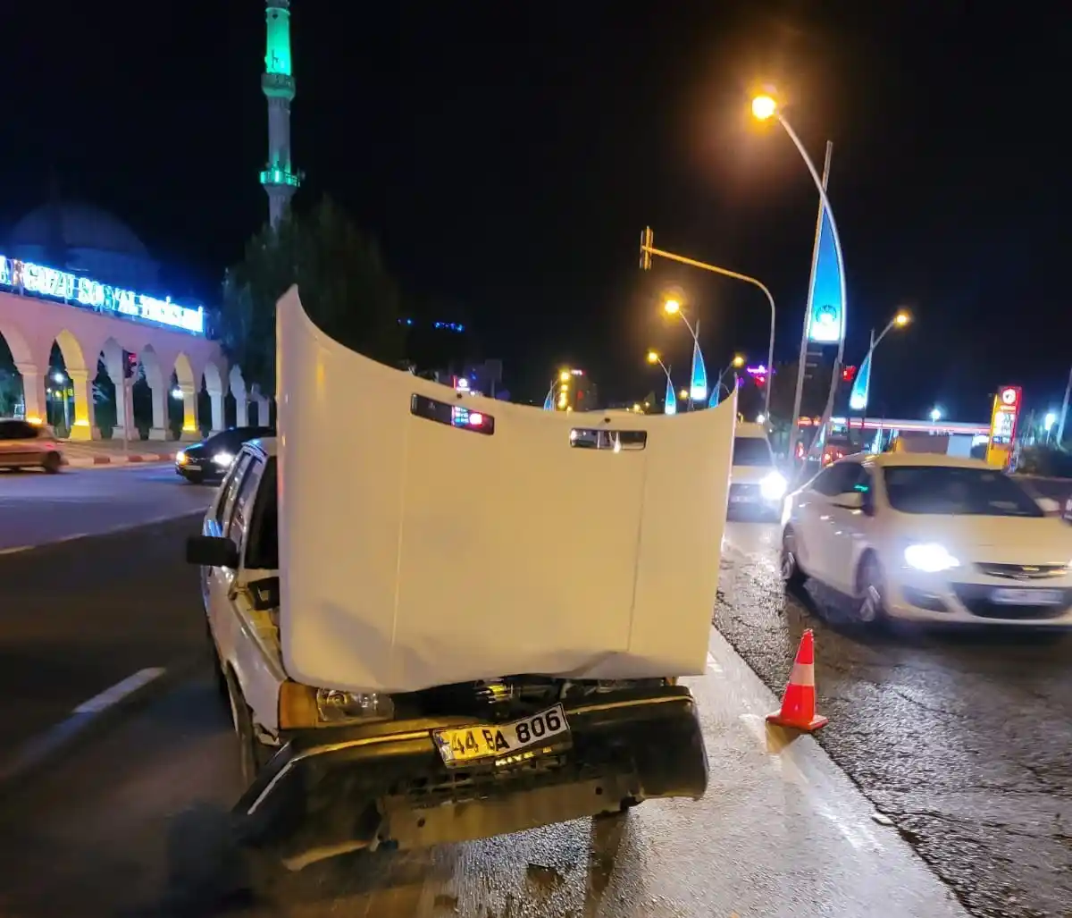 Malatya’daki iki ayrı kazada 2 kişi yaralandı
