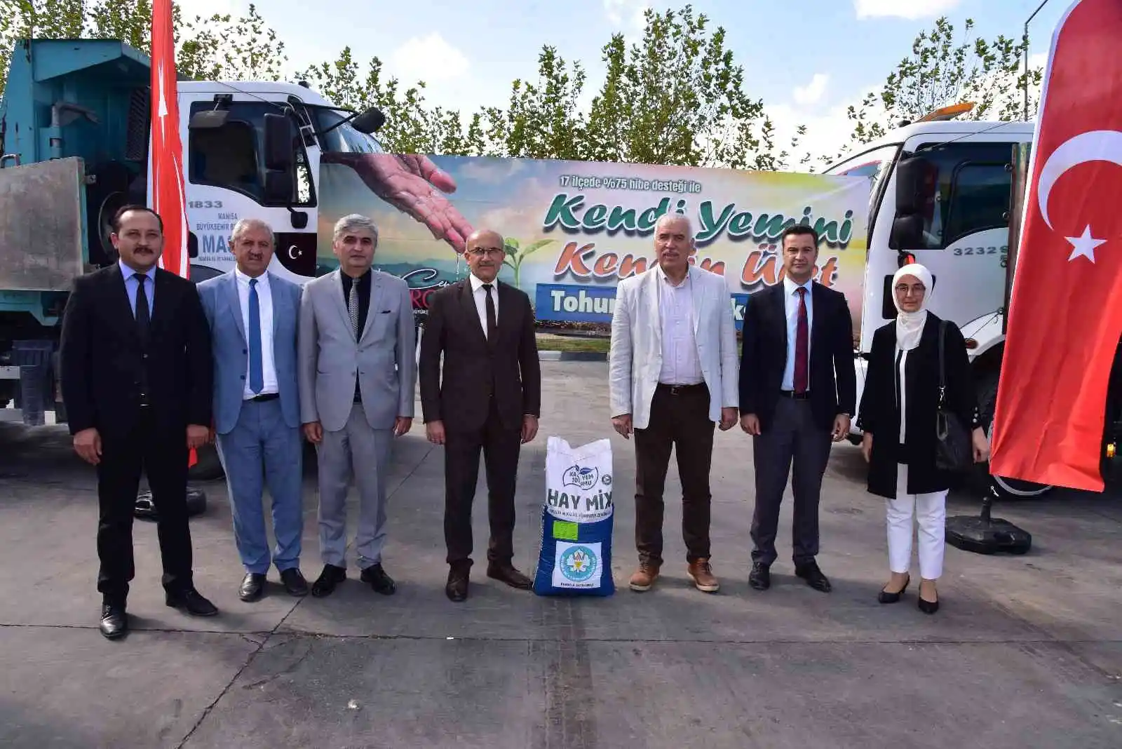 Manisalı üreticiler kendi yemini kendi üretecek
