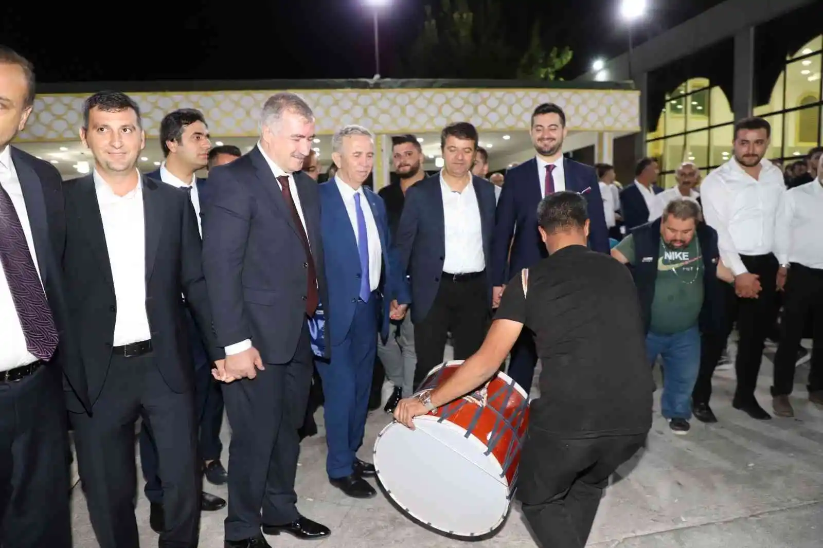Mansur Yavaş Adıyamanlılara kirve oldu
