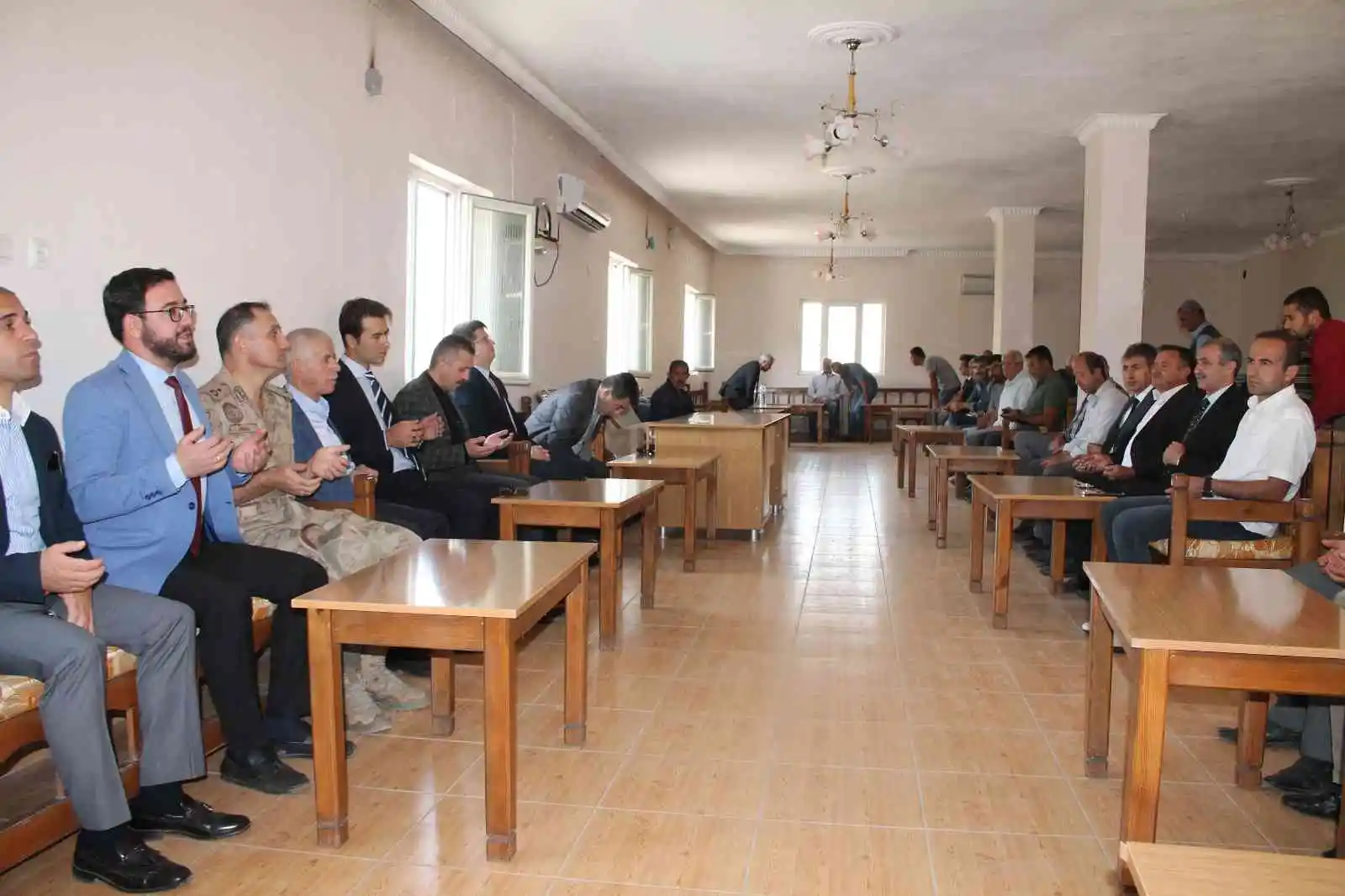 Mardin’de PKK’nın 29 yıl önce bomba ile katlettiği 8’i çocuk 26 kişi anıldı
