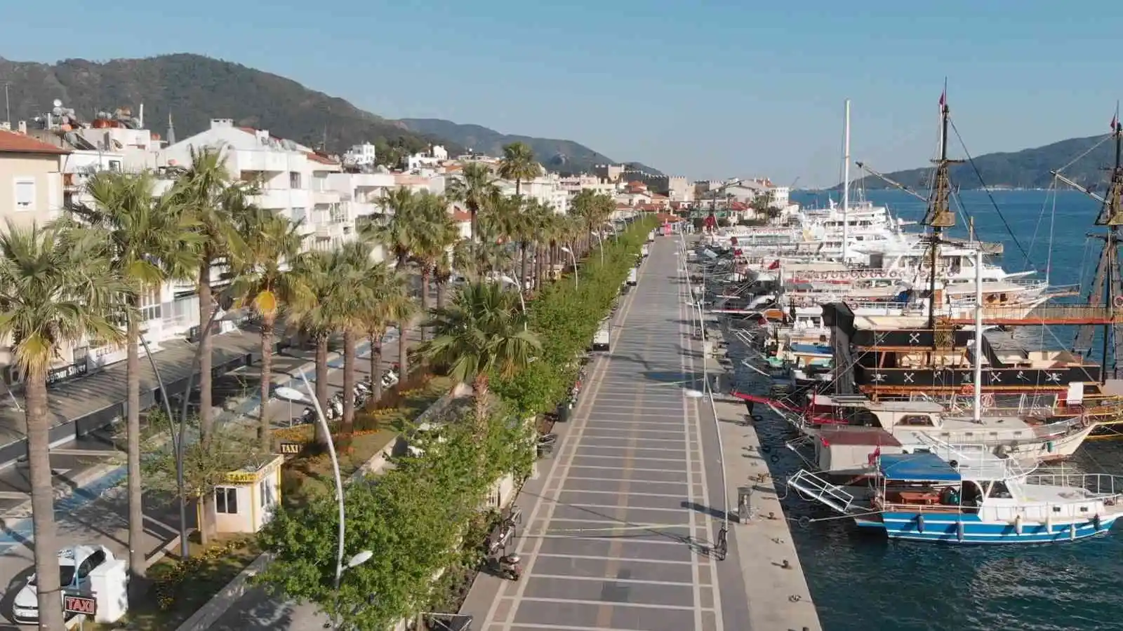 Marmaris esnafı bu sezondan mutlu, önümüzdeki sezondan umutlu