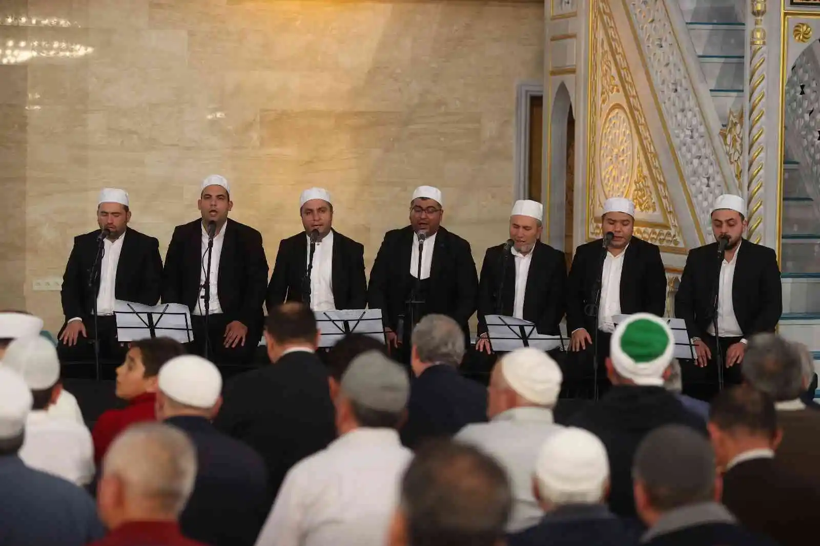 Mevlid Gecesi dualarla idrak edildi
