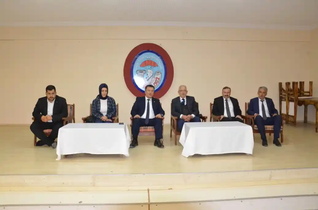 Milletvekili Bilen Emet’te, “2023’e Doğru Şehir Buluşmaları” programına katıldı