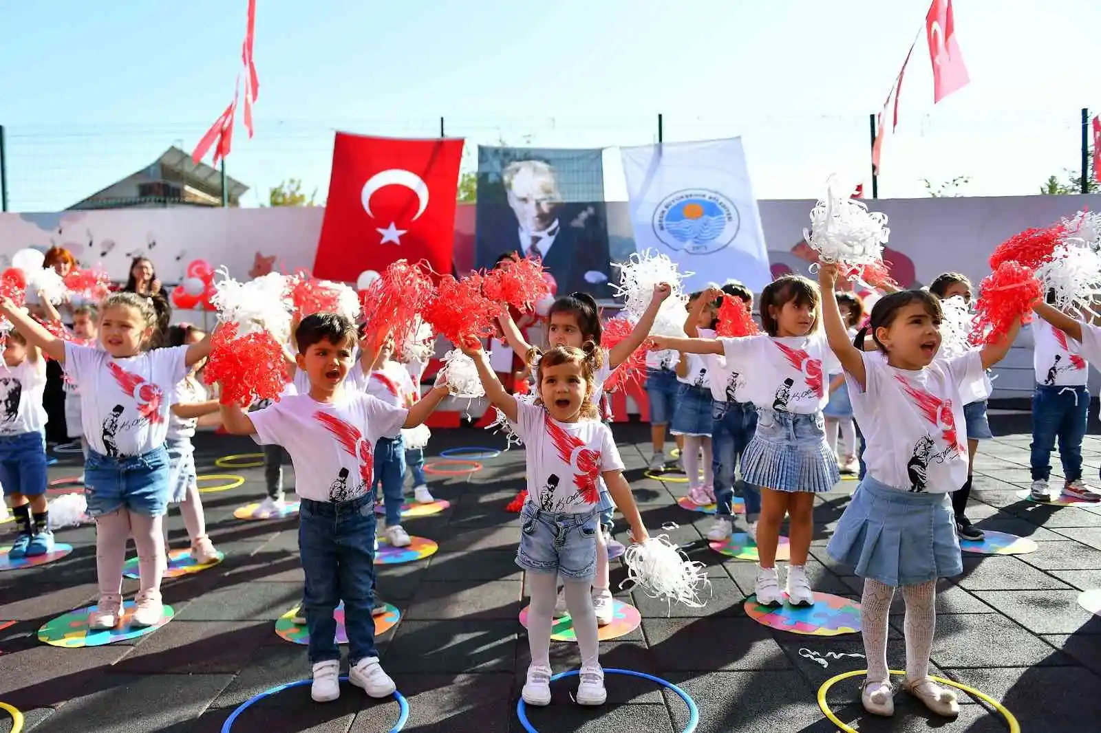 Miniklerden Cumhuriyet Bayramı’nda coşkulu kutlama