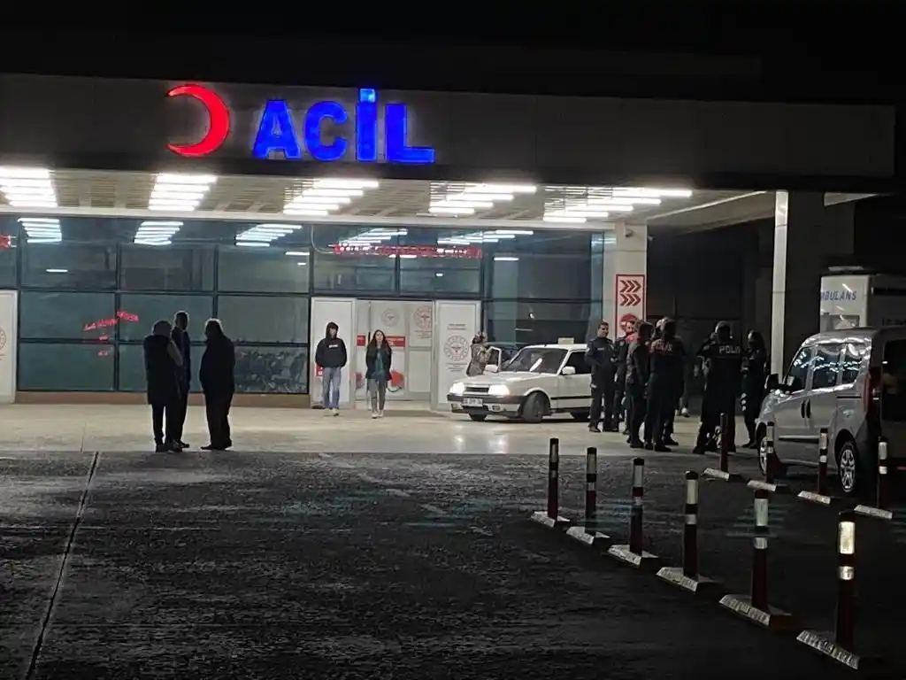 Muhtar, babasını vuran şahsı öldürdü