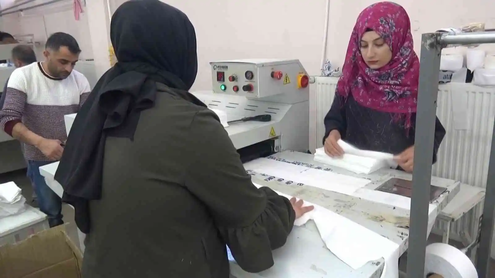 Muş’ta devlet destekli tekstil fabrikası 30 ülkeye ihracat yapıyor