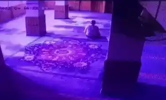 Namaz kılarken kalp krizi geçiren adam hayatını kaybetti, o anlar kameraya yansıdı