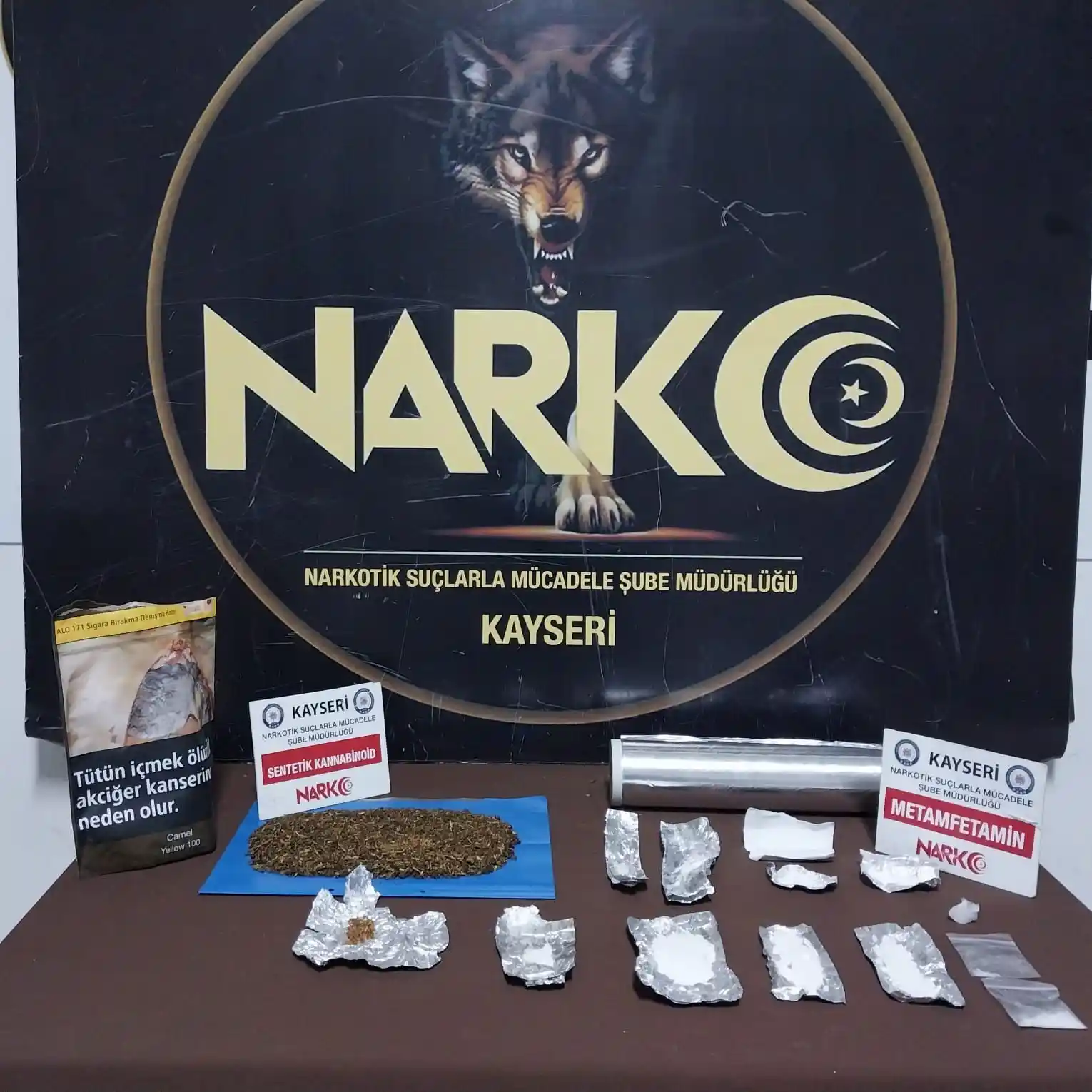 Narkotik ekipleri uyuşturucu tacirlerini böyle yakaladı