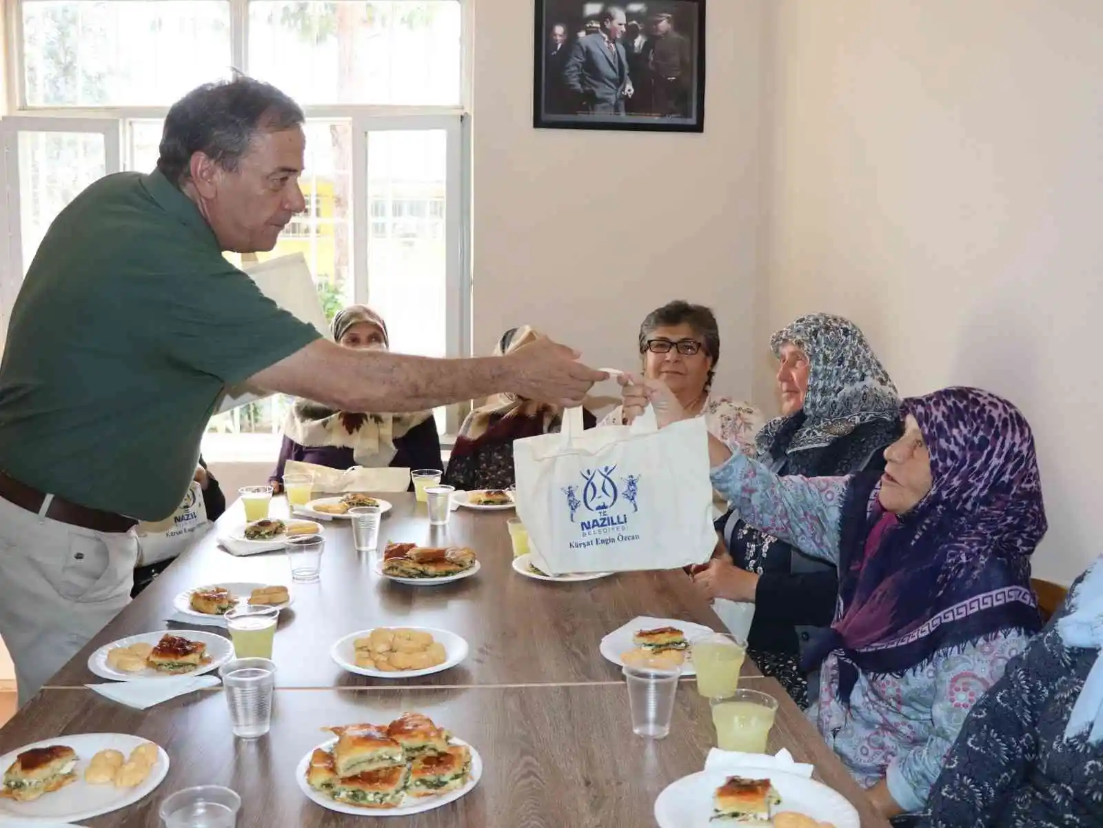 Nazilli’de 1 Ekim Dünya Yaşlılar Günü kutlandı
